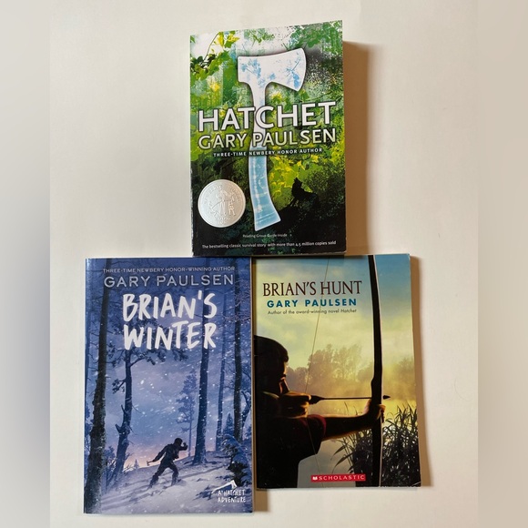 Gary Paulsen books - Picture 1 of 4